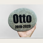 Engravable Memorial Pebble Stone, Personalized Pet Grave Marker for Garden, Custom Engraved River Rock for Cat Dog Loss Gift, Sympathy Keepsake (5 Sizes)